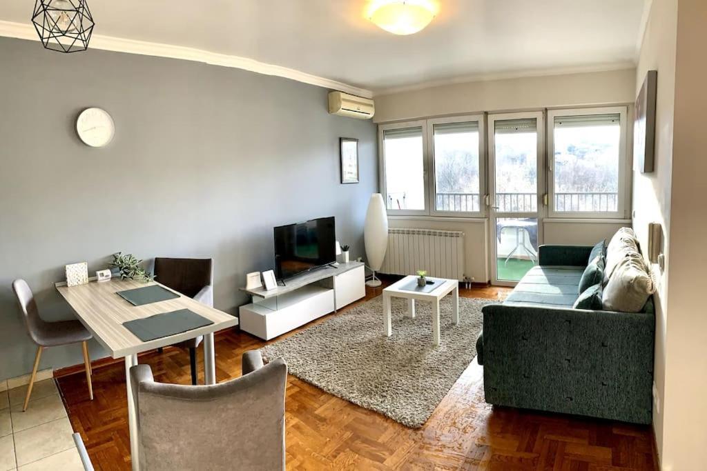 Sunkissed Apartment Belgrad Exterior foto